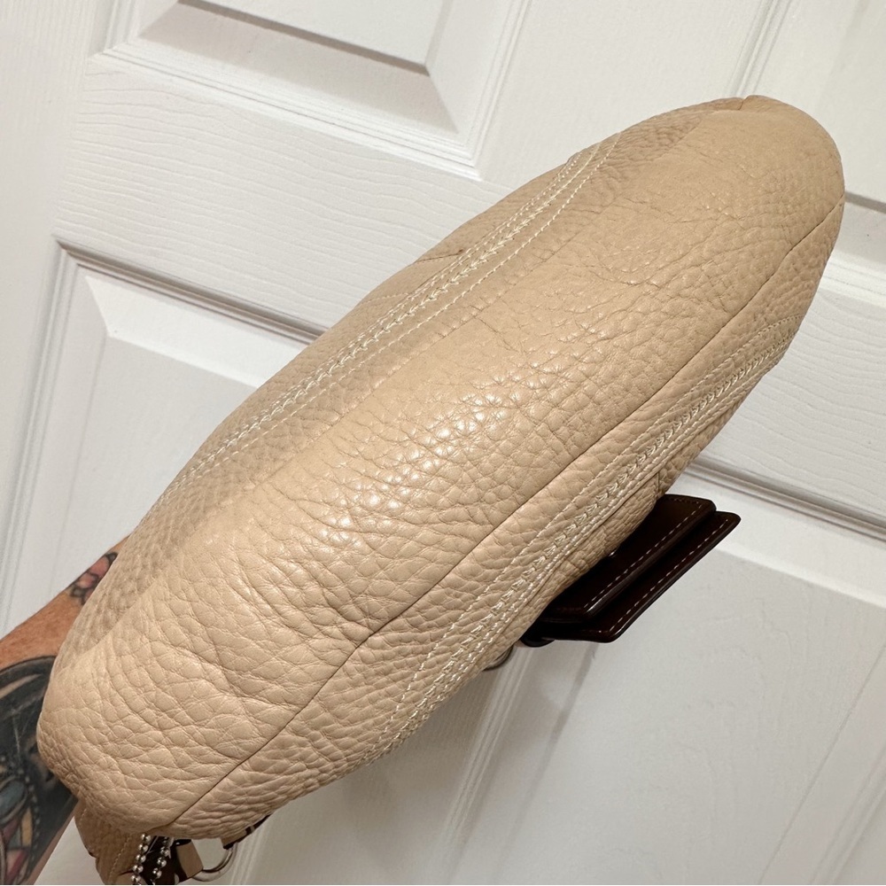 Coach Soho Flap Pebbled Leather Shoulder Bag Sand Beige Large LIKE NEW - Picture 6 of 14